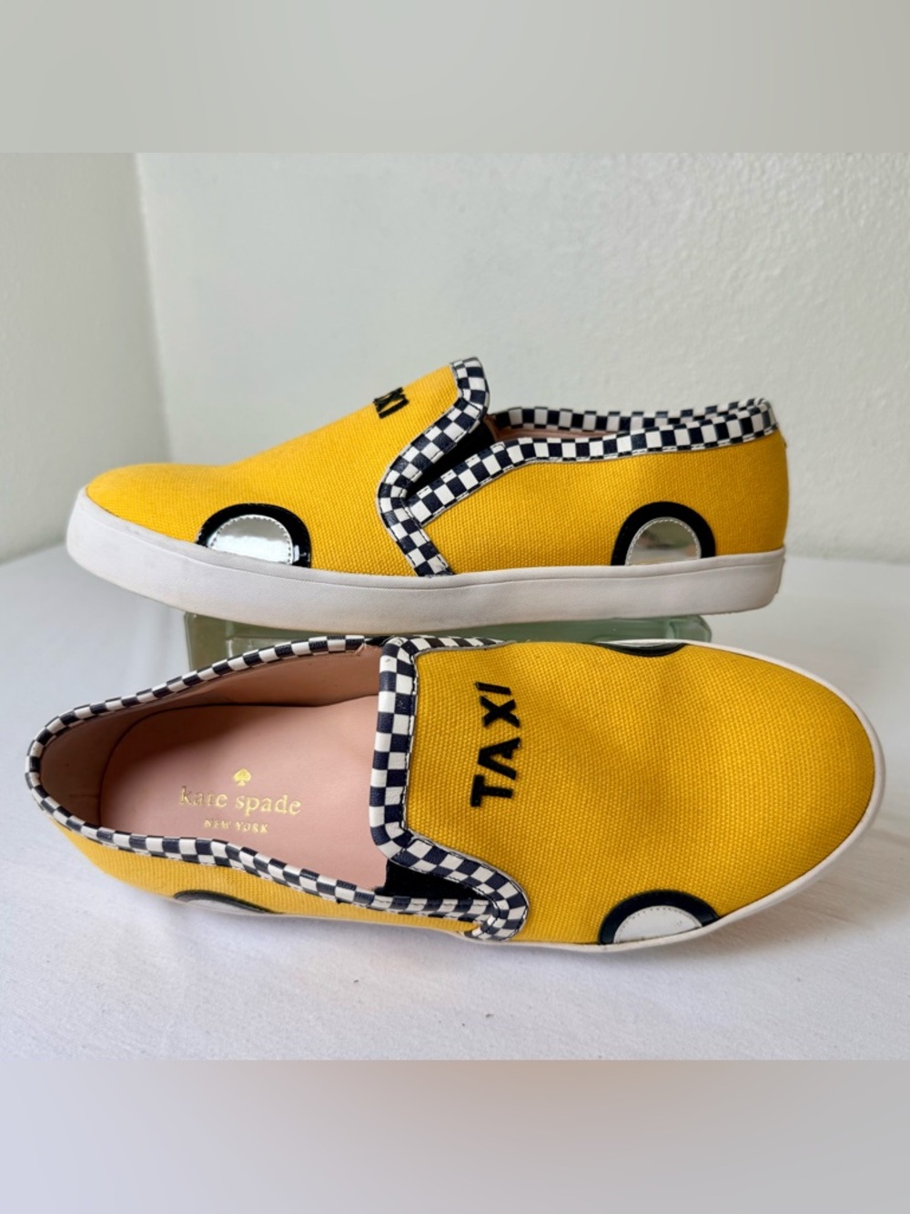 KATE SPADE New York Yellow Taxi Slip-On Sneakers Sz 8.5